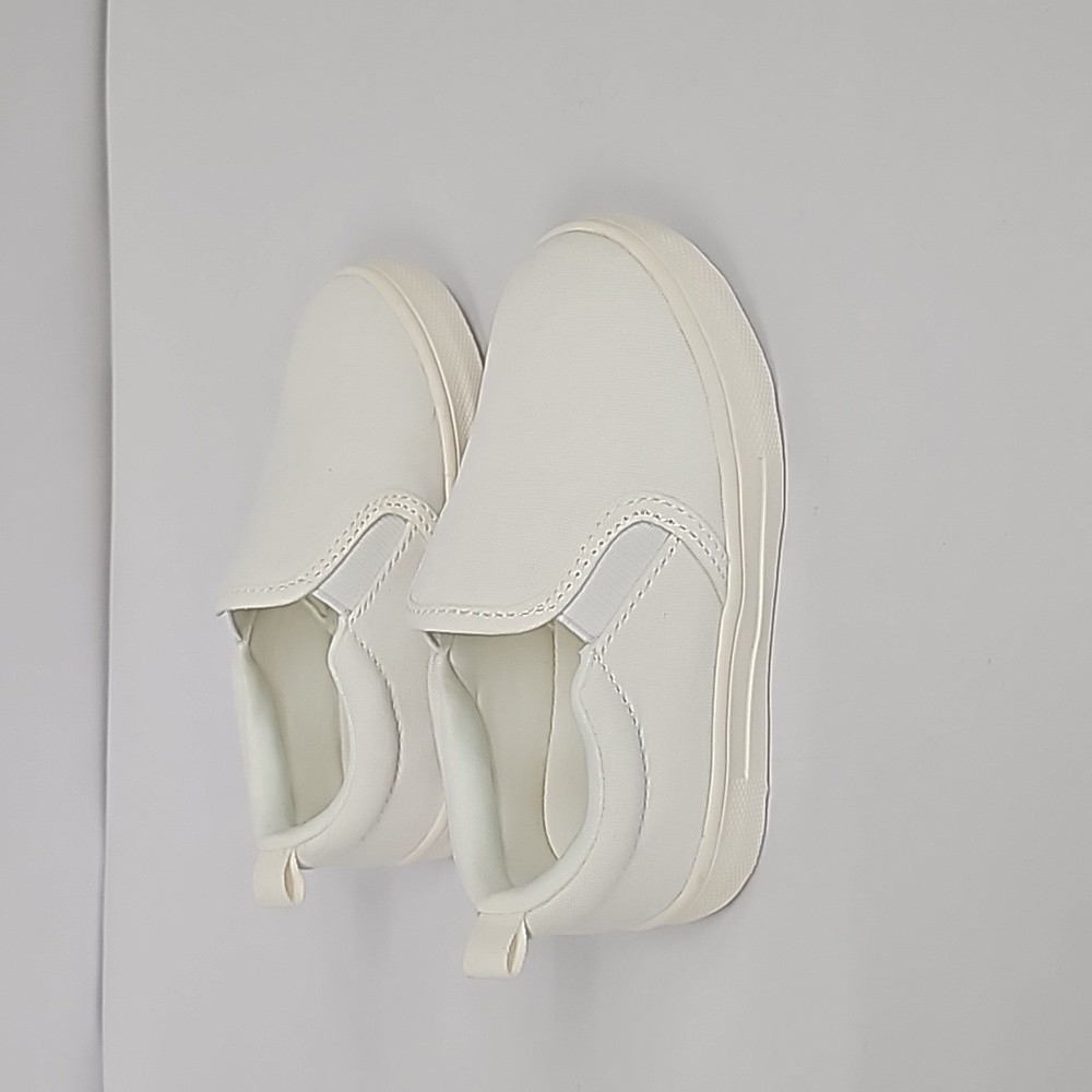 Baby Gap Slip on sneakers